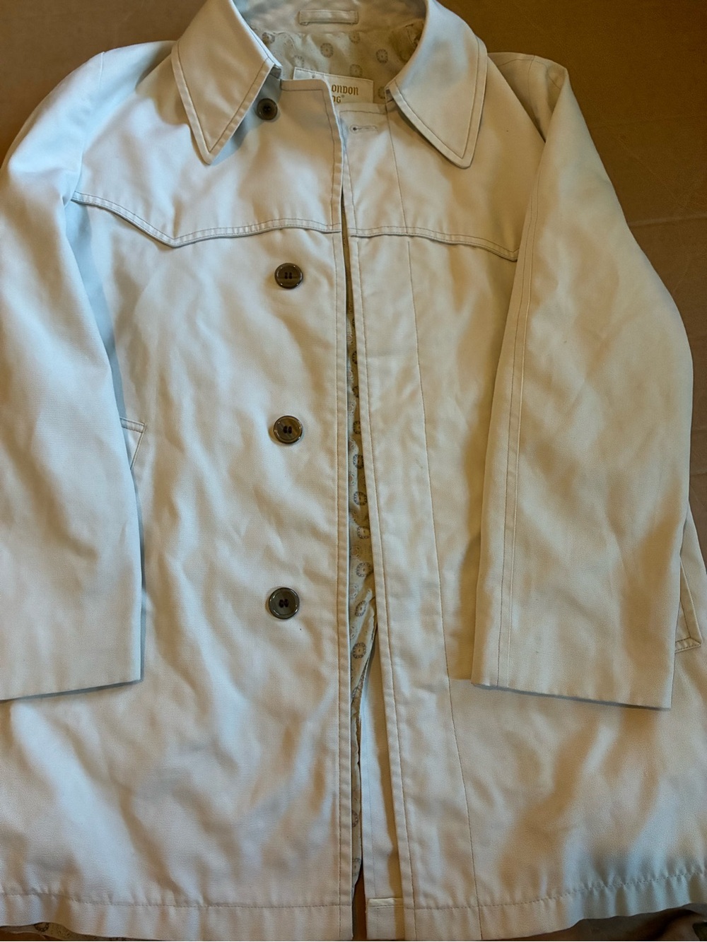 London Fog Light Cream Single-Breasted Trench Coat